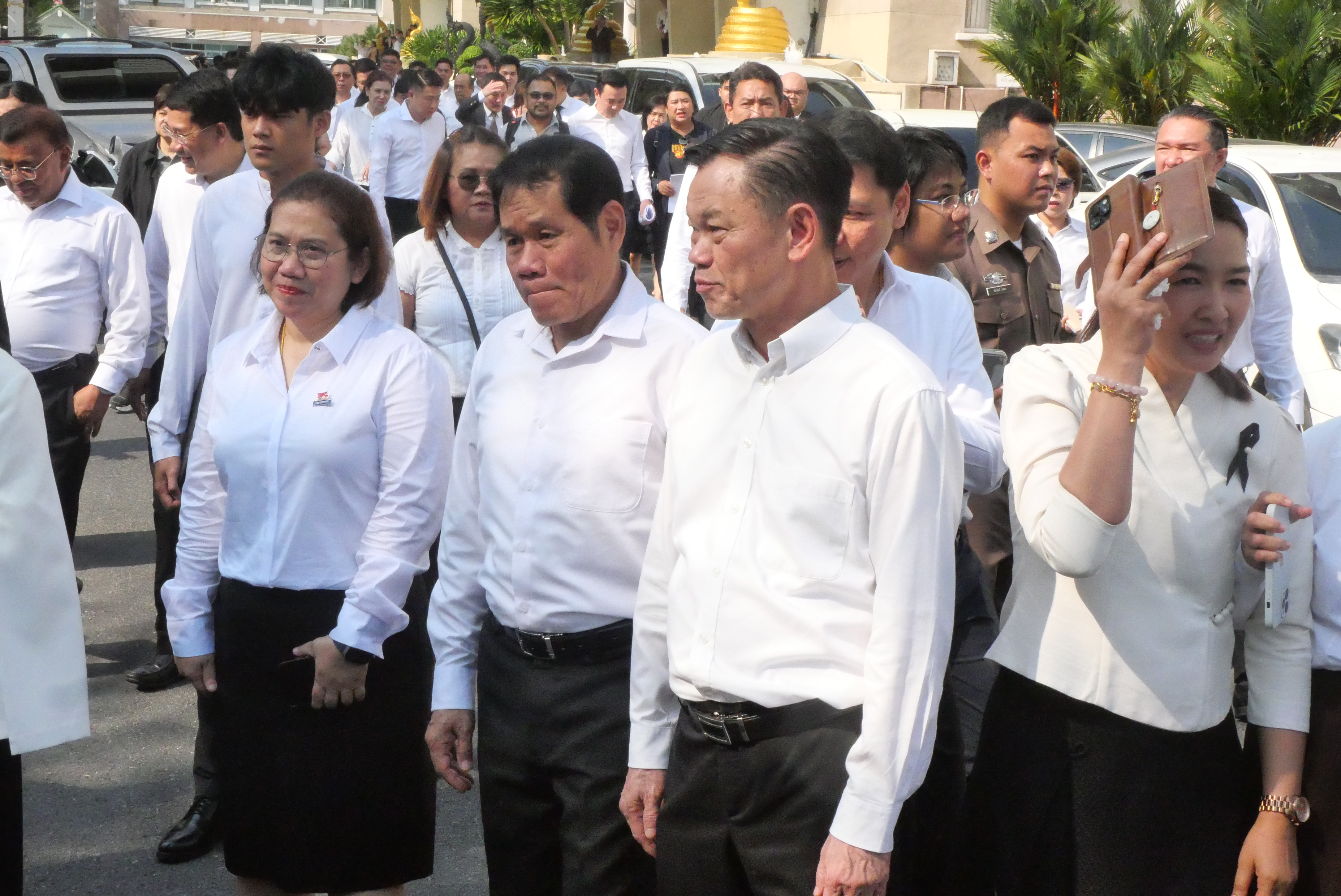 title - คณะผู้บริหาร ส.ป.ก. ร่วมพิธีสักการะสิ่งศักดิ์สิทธิ์ประจำกระทรวงเกษตรและสหกรณ์ ในโอกาสเข้ารับตำแหน่งของรัฐมนตรีว่าการกระทรวงเกษตรและสหกรณ์ และรัฐมนตรีช่วยว่าการกระทรวงเกษตรและสหกรณ์ 